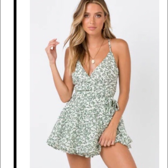 Princess Polly Pants - Princess Polly/ The Redbone Playsuit in Cream/Green floral